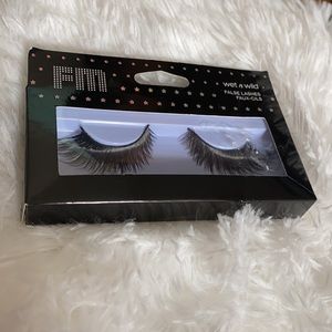 Wet n Wild 😜 False Faux Lashes Eyelashes 👁 vegan cruelty-free